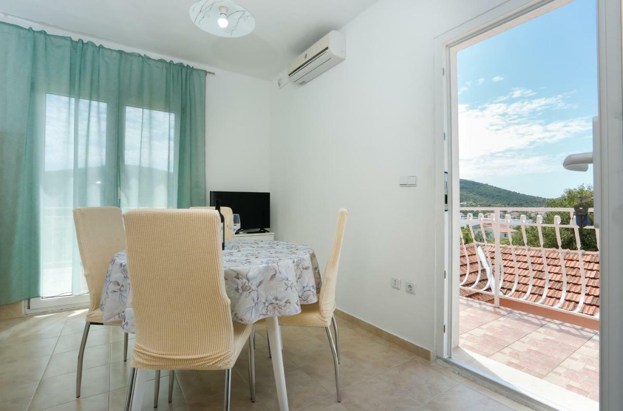 Apartman Paula 1 Apartment Vinisce Exterior photo